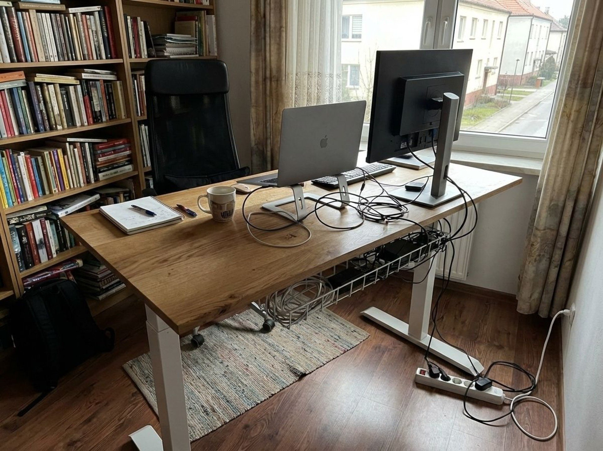 Inspiracja: realizacja z blatem dębowym